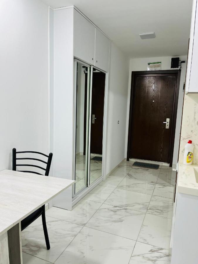 Sea View Studio Apartment In Orbi Residence Batumi Eksteriør billede