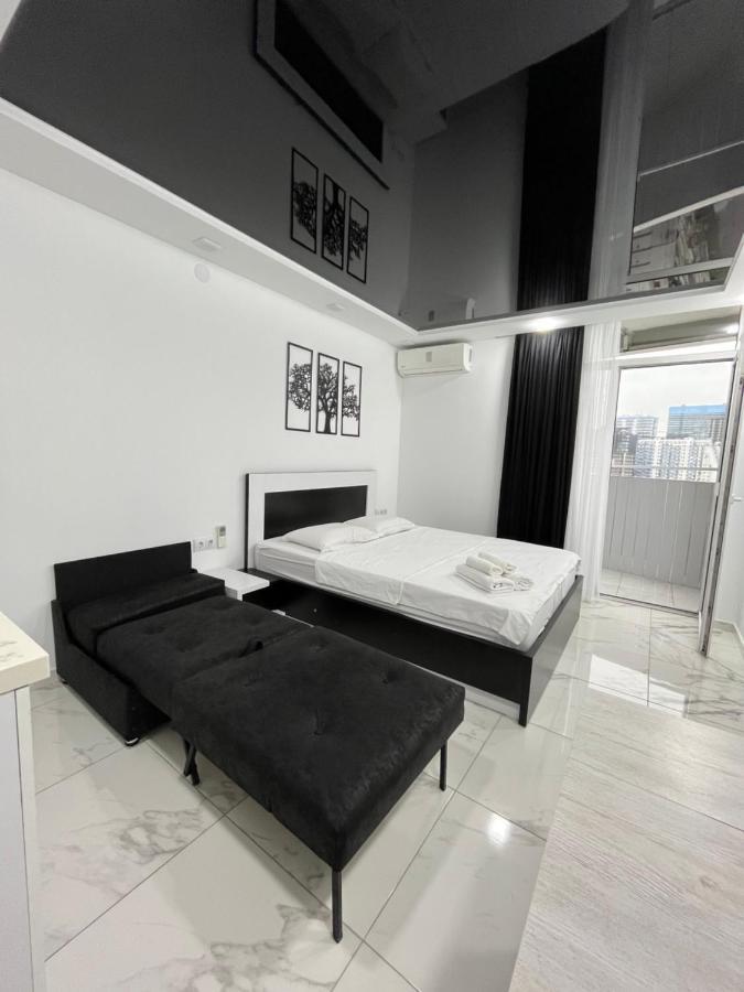 Sea View Studio Apartment In Orbi Residence Batumi Eksteriør billede